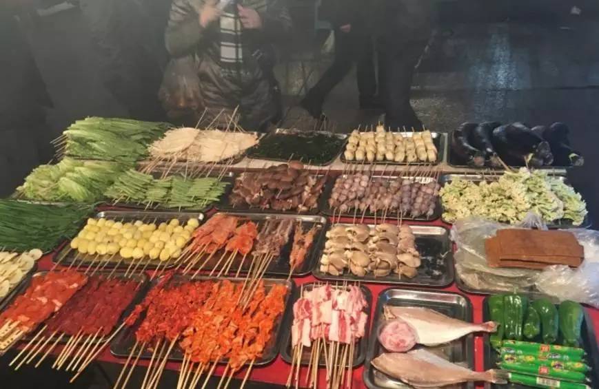 弹子石四大苍蝇馆子,没吃过这几家串串别说你来过宜宾