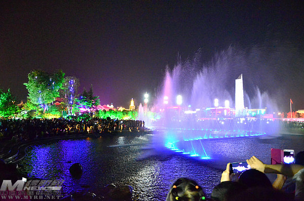 大美羌城沙朗篝火晚会点亮北川城市夜游汇