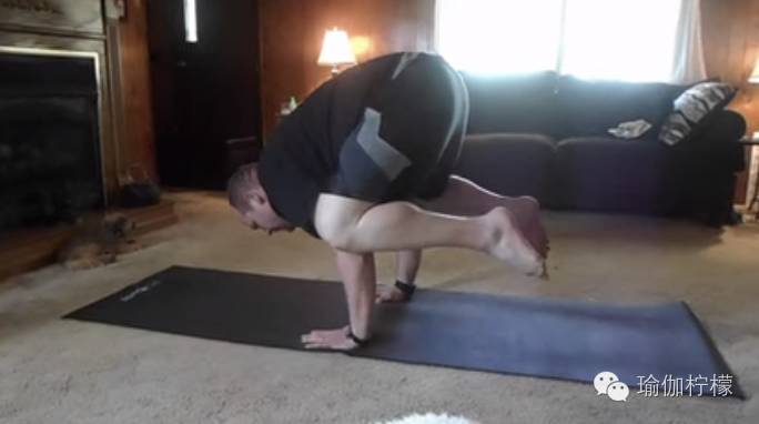 这些震撼人心的瑜伽奇迹，都是他创造的！