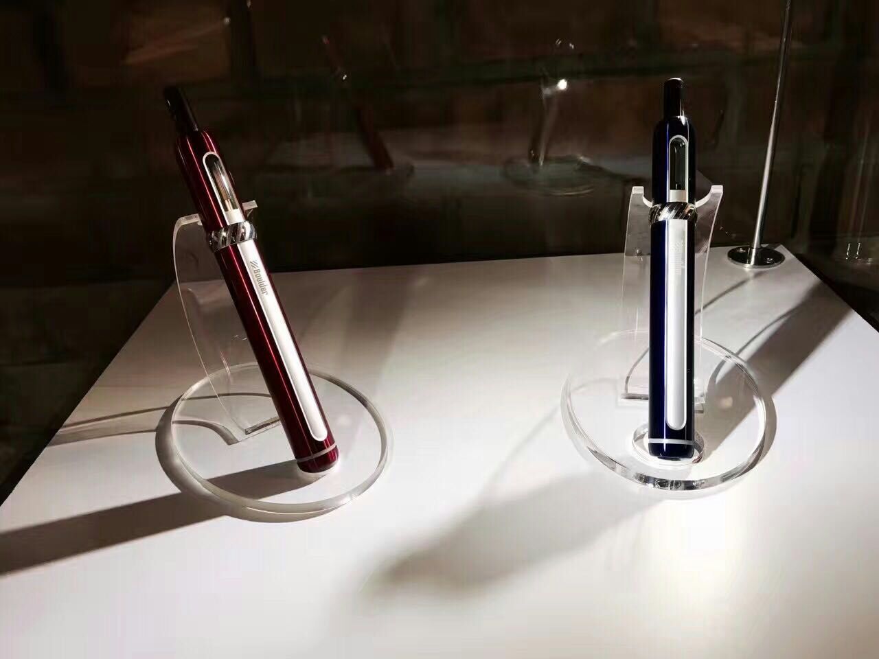 铂德京东自营合作发布会，开启*子烟电**电商自营