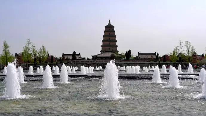 郑徐高铁刚通车!从现在起,咱西安人民还可以憧憬未来的周末成都两日慢生活啦!