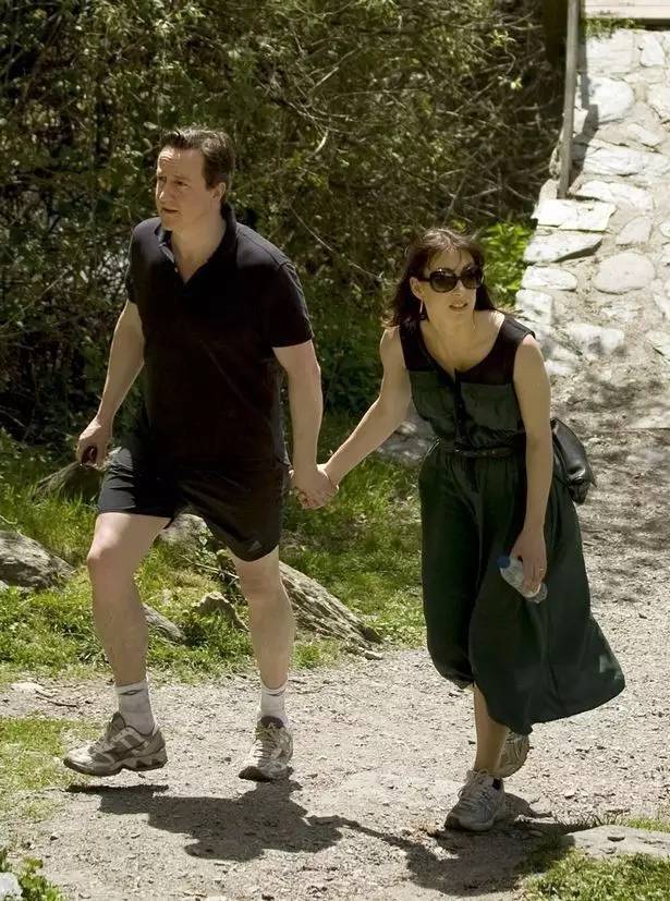 卡梅伦的“退休”生活:逛吃、逛吃、逛吃