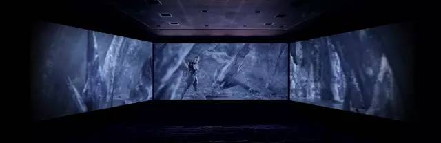 用3d眼镜看手机上的3d电影,用3d显示器看3d电影效果好不