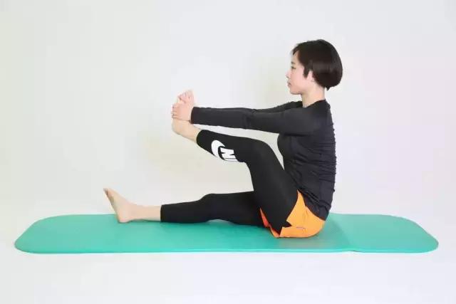 跑步过程中小腿很酸是什么原因,跑步小腿内侧肌肉疼是怎么回事