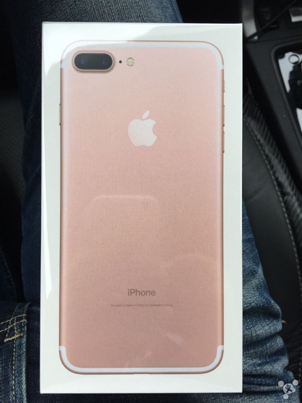网友晒首批iPhone7开箱:黑色、玫瑰金成主流