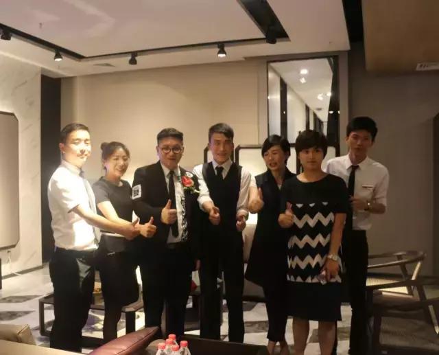 城市之窗家具胡桃木,城市之窗德国优客