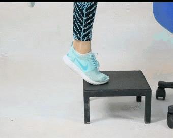 跑步过程中小腿很酸是什么原因,跑步小腿内侧肌肉疼是怎么回事