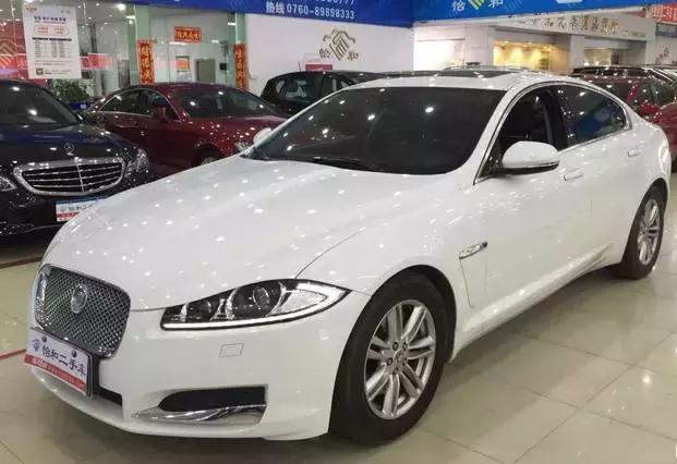 捷豹低调神车,捷豹低调沉稳处处散发贵族气息