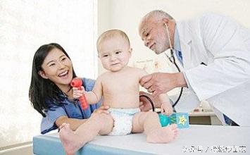 妈妈给孩子打针不哭,宝宝打针不哭有什么方法