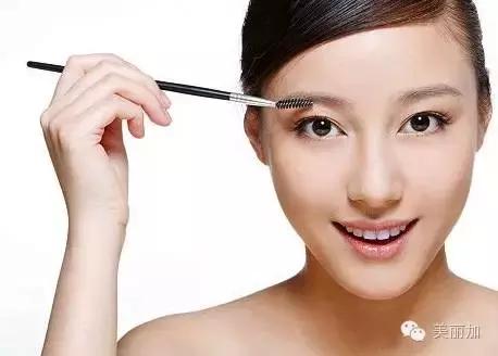 美妆裸妆怎么化,美妆教程打造明星同款轻盈裸妆