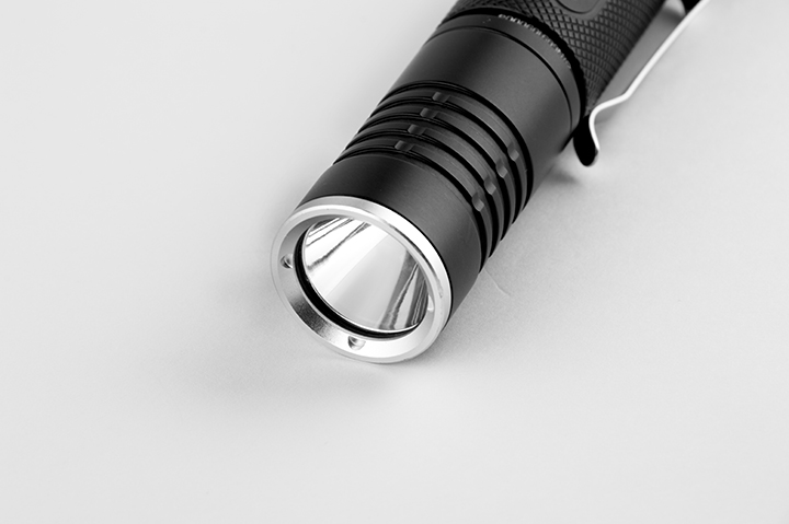 tank007玉石手电怎么样,tank007紫光手电怎么样