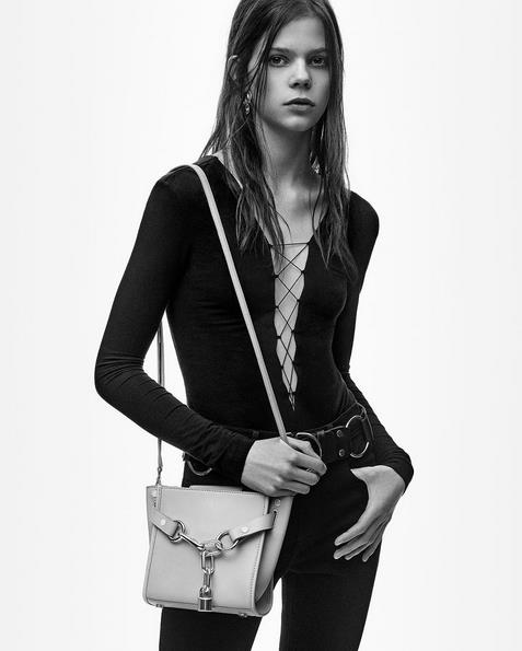 菜篮子大火特火这件瑟尔你怎么解释？