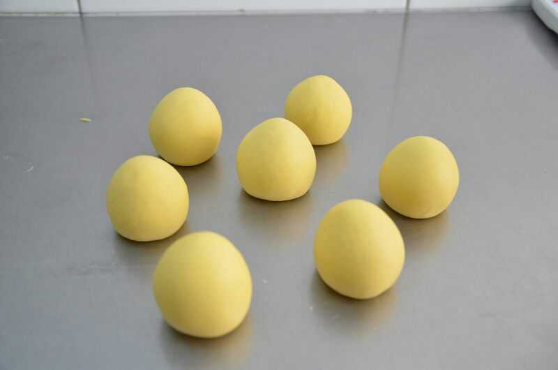 学做迷你苹果包,苹果小肉包