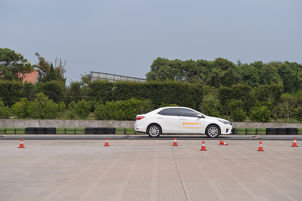 把音乐和钻石镶嵌到轮胎上，马牌到底想干嘛？