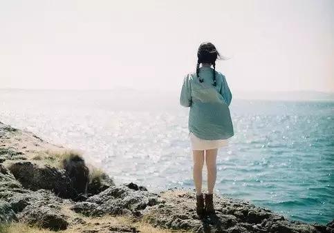 嘲讽无病呻吟的语句,无病呻吟佳句