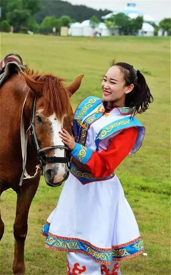 上海城隍庙一日游,上海大草原旅游攻略
