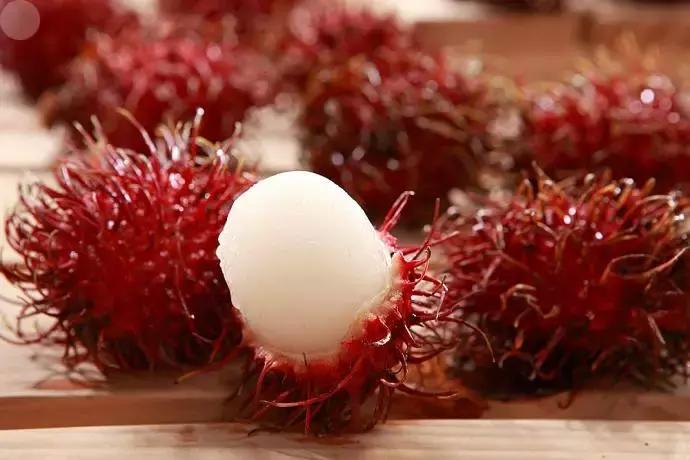 泰国100元人民币能买什么,在泰国100人民币能买到什么