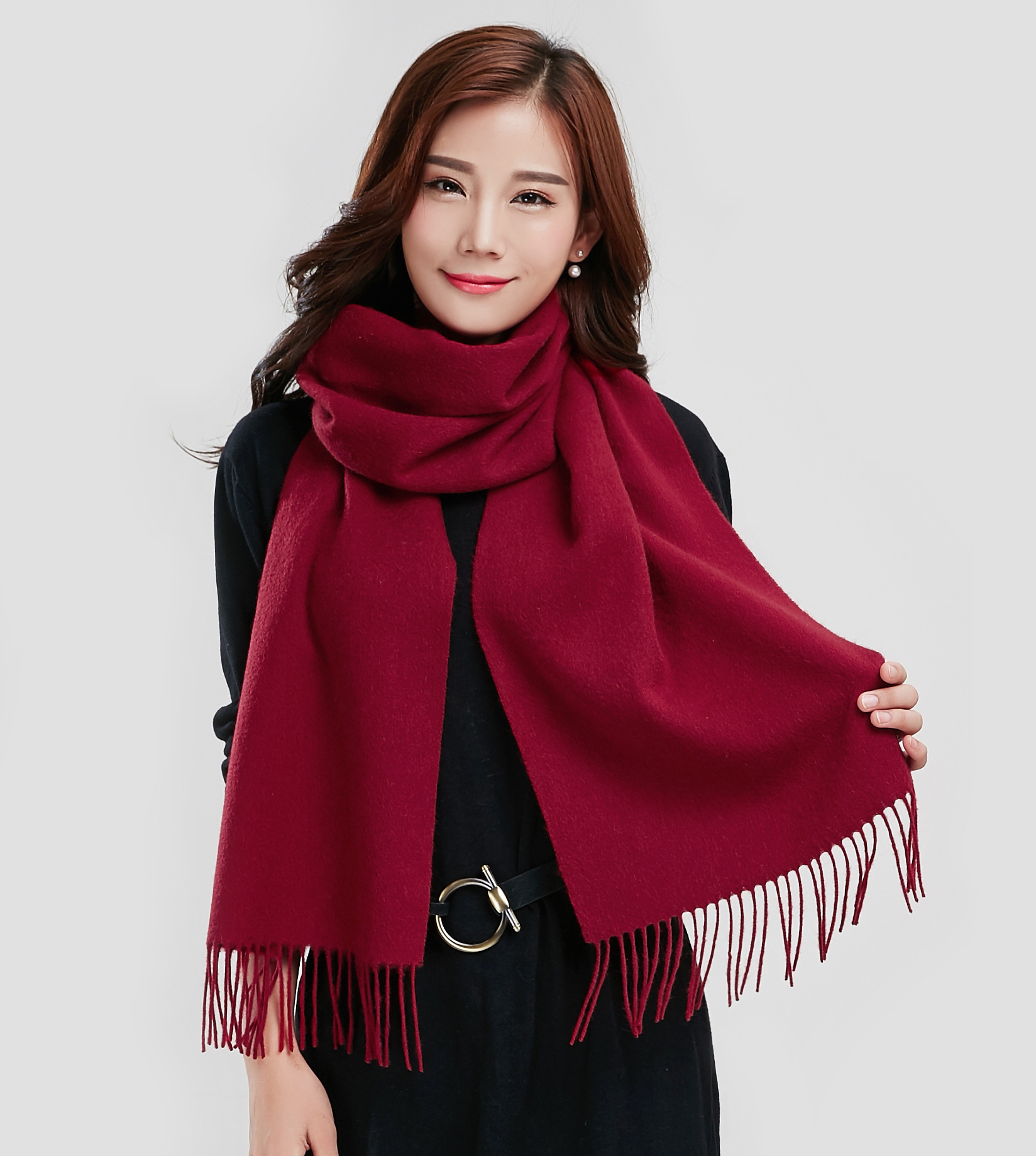 几款实用围巾系法,十种围巾戴法搭配棉衣