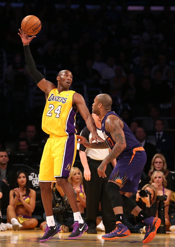 科比上脚kobe8所有配色,科比穿nikekobe6