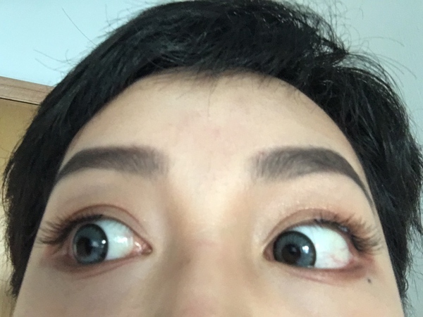 天惹噜姑娘们的混血妆已经登峰造极到这种地步了！