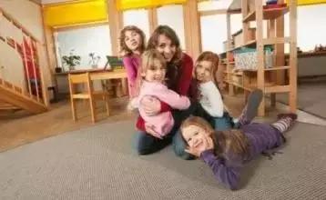 德国幼儿园一岁半免费吗,德国幼儿园都教孩子学什么