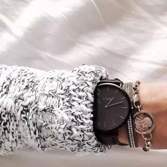 还在省吃俭用买DW手表?看完这篇不换的找我谈谈心!