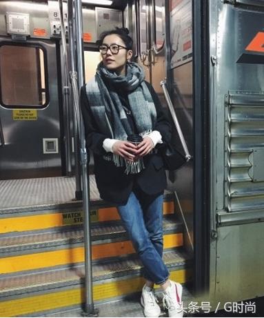 复古慢跑鞋nb,复古慢跑鞋和板鞋一样吗