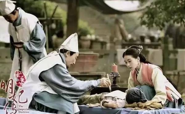 艾灸行业乱象,艾灸传承古法