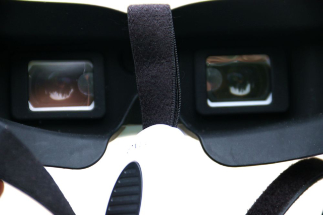 用vr操控无人机,无人机vr模式操控飞行教程