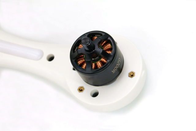 用vr操控无人机,无人机vr模式操控飞行教程