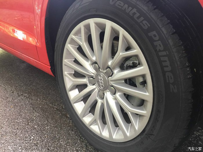 奥迪a31.5t发动机,奥迪a335tfsi进取运动型落地