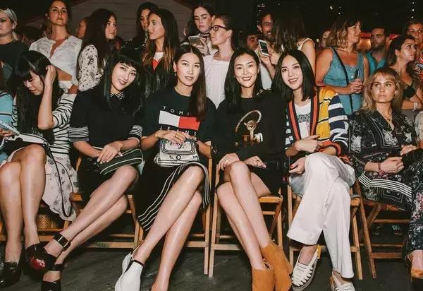 纽约时装周2018秋冬秀上的模特们,2018秋冬纽约时装周衣服