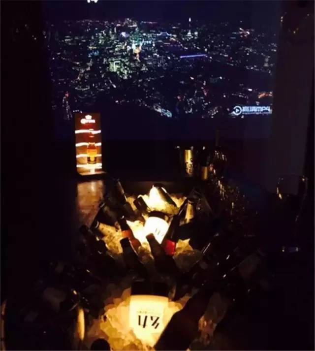 西安顺城巷附近有什么好玩的地方,西安顺城巷小吃街