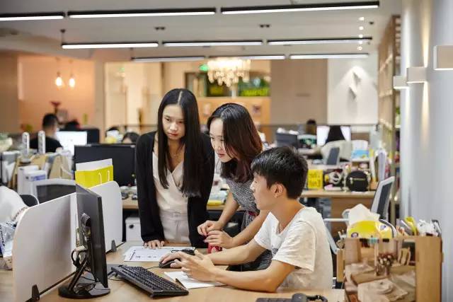 A·H艺居八周年纪念有你的时光