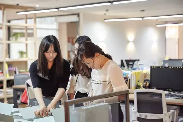 A·H艺居八周年纪念有你的时光