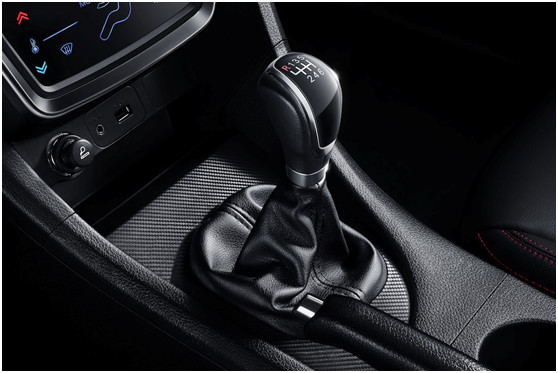 福美来各款车型,10年福美来手动挡真实用车感受