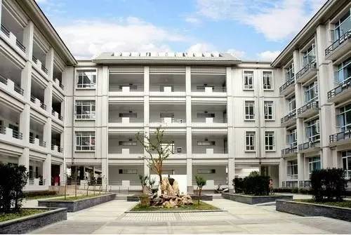 又一教学实习基地落户南岸书香弥漫孩子笑靥如花