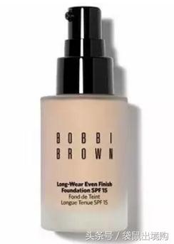 底妆要选择一款滋润度高的粉底液,超持久超自然底妆粉底液