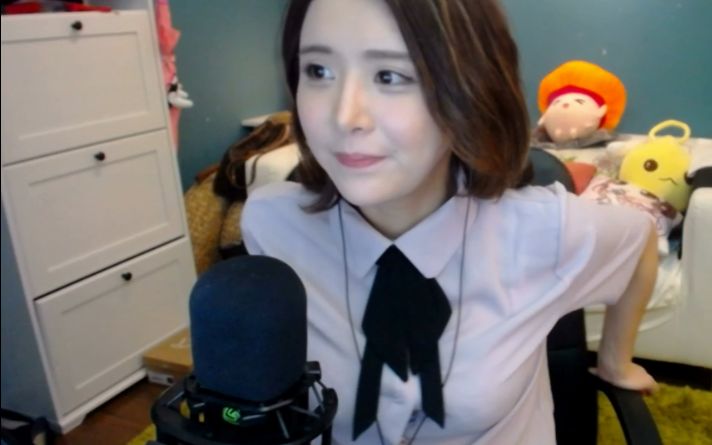 王思聪的宠臣!去年是若风,如今人气不足骚猪的四分之一