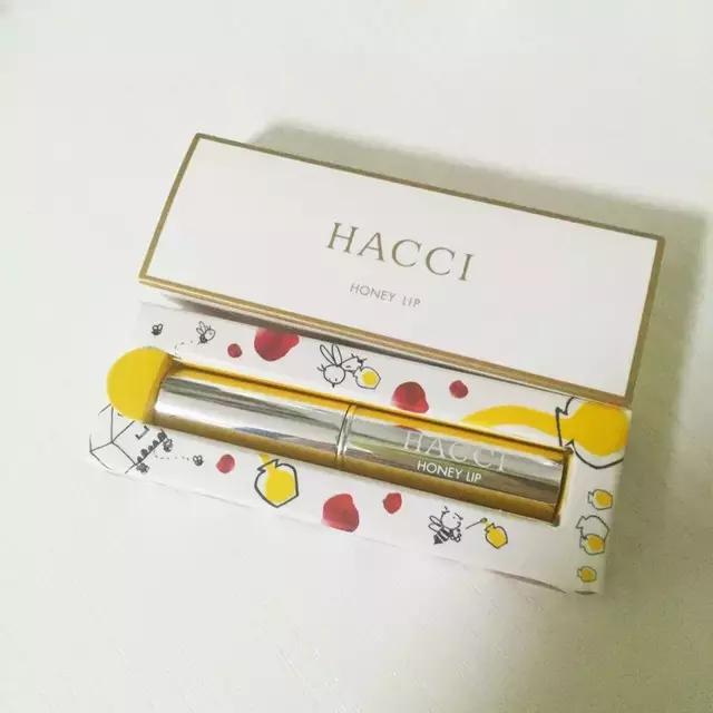 谁说怀孕的女人就要蓬头垢面,怀孕期间不用洗面奶皮肤会干吗