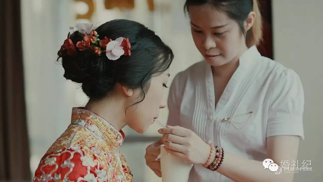 婚礼上花3000块请个新娘秘书真的值么