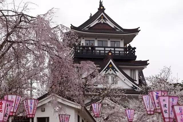 日本大街小巷是不是特别多美女,日本一个小岛国哪里来这么多人