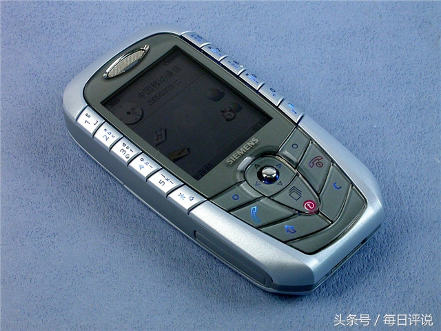 设计特别的老款手机,盘点手机最惊人的设计