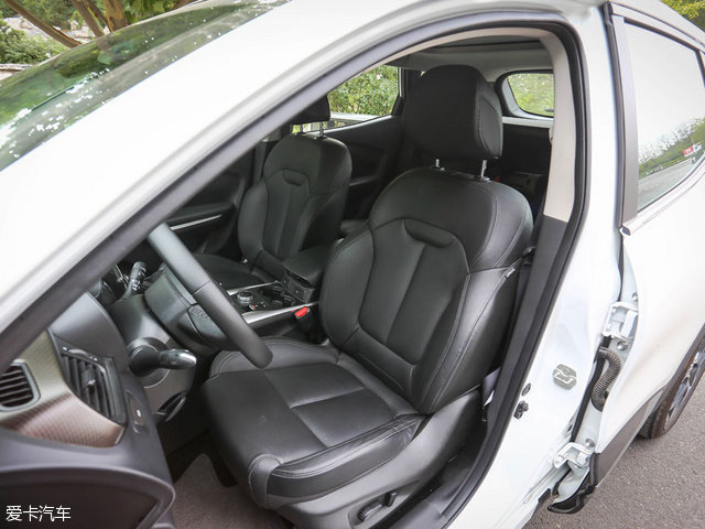 不看颜值靠性能的车,16年雷诺科雷嘉四驱评测