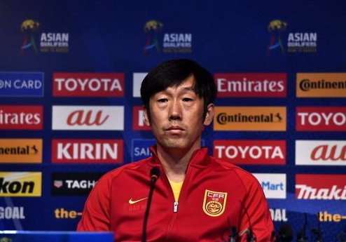 中国足球队赢球进入12强,12强赛如果赢了会怎样