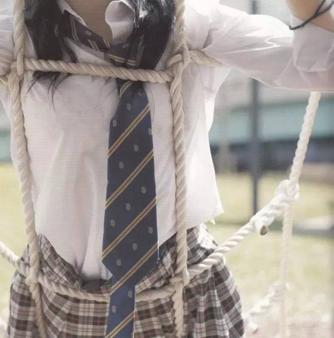 揭秘日本征服世界的生化*器武**！要不要抓住最可爱的那个，扒开她的