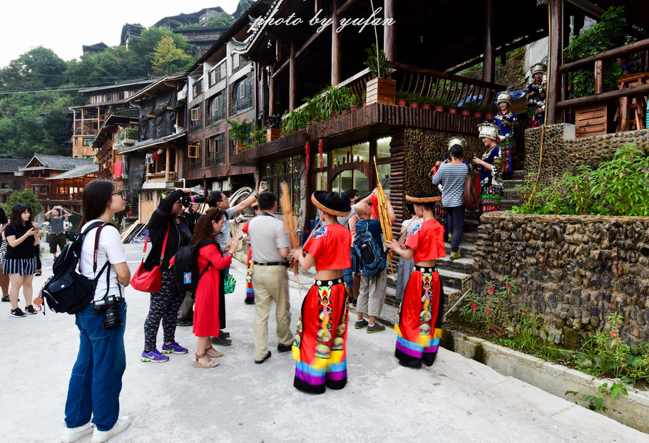 千户苗寨怎么玩比较好,千户苗寨怎么玩最合适