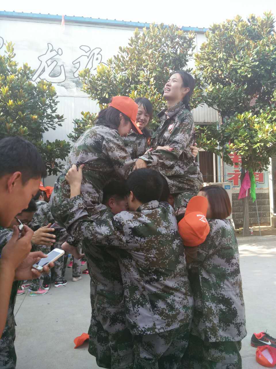 蓝鹰拓展训练营,蓝鸥培训好不好