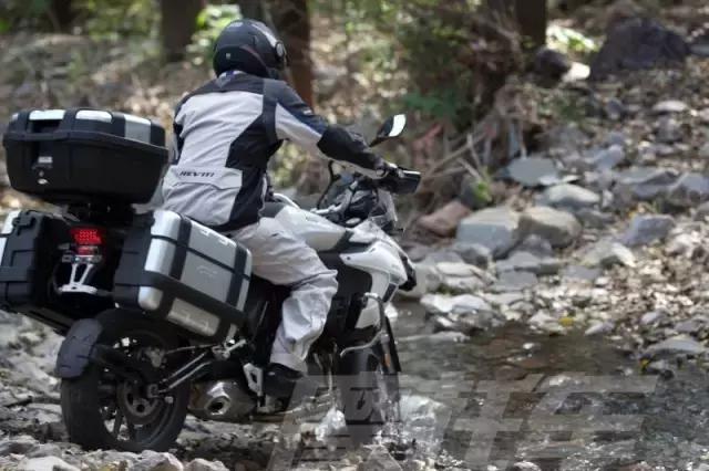 贝纳利trk502x2020款试驾,最新贝纳利trk502x测评