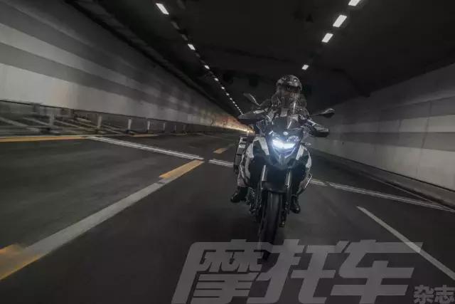 贝纳利trk502x2020款试驾,最新贝纳利trk502x测评